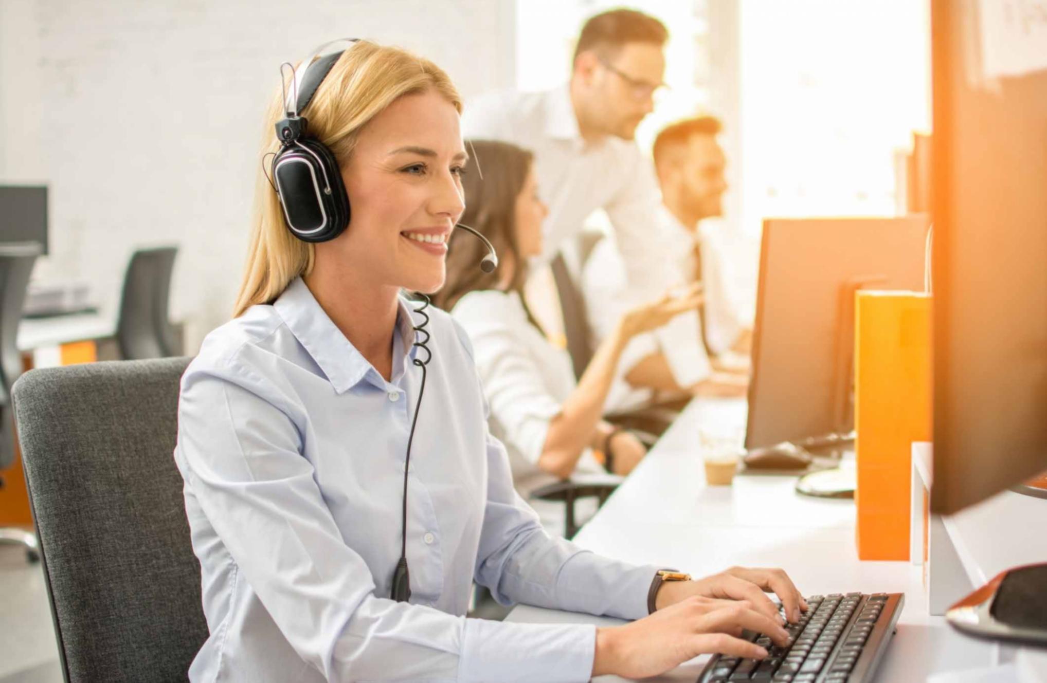 Professional instructor explaining financial planning concepts